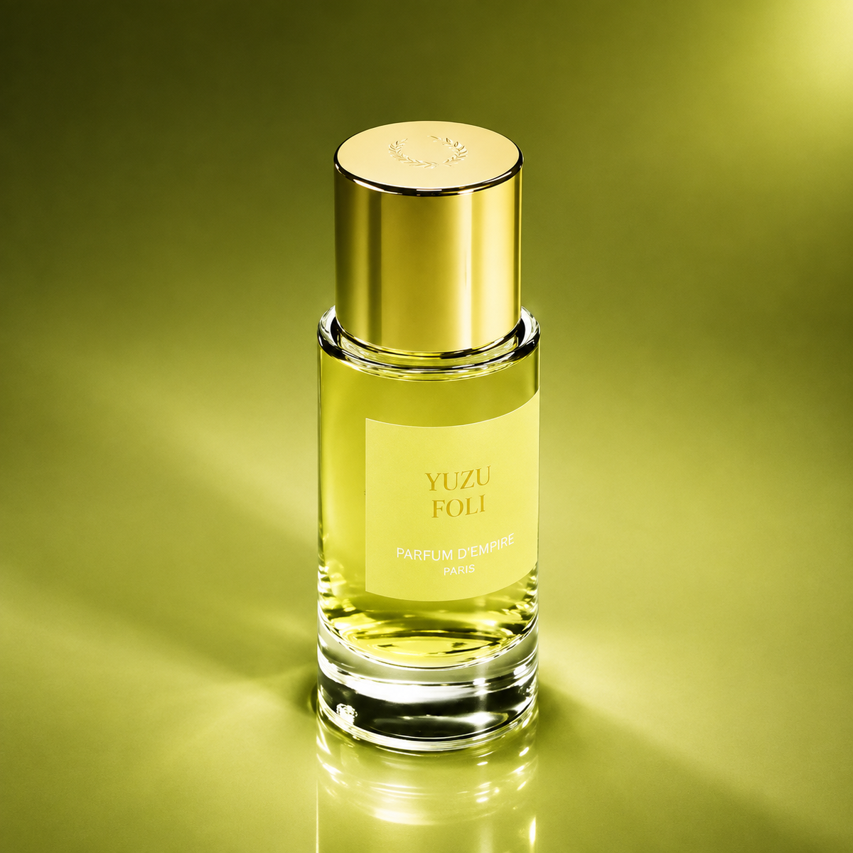 Yuzu Fou de Parfum d'Empire, eau de parfum 50 ml, mise en scène artistique du flacon.