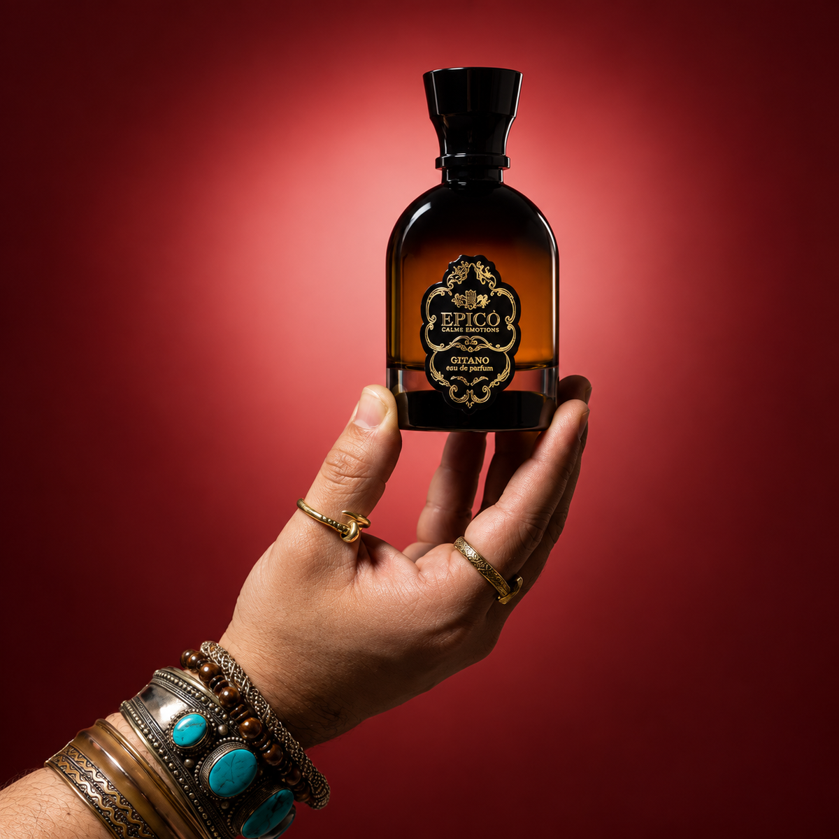 Gitano d'Epicò, eau de parfum 100 ml, flacon en mise en scène.