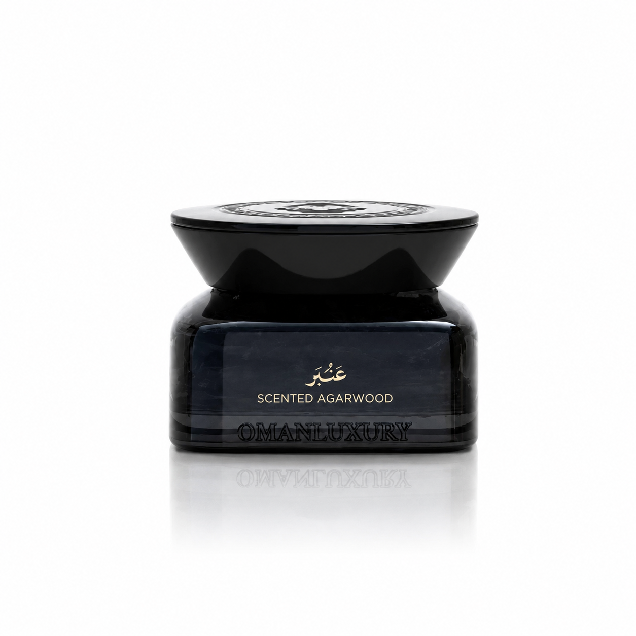 Amber Scented Agarwood by Oman Luxury boîte d'encens sur fond blanc