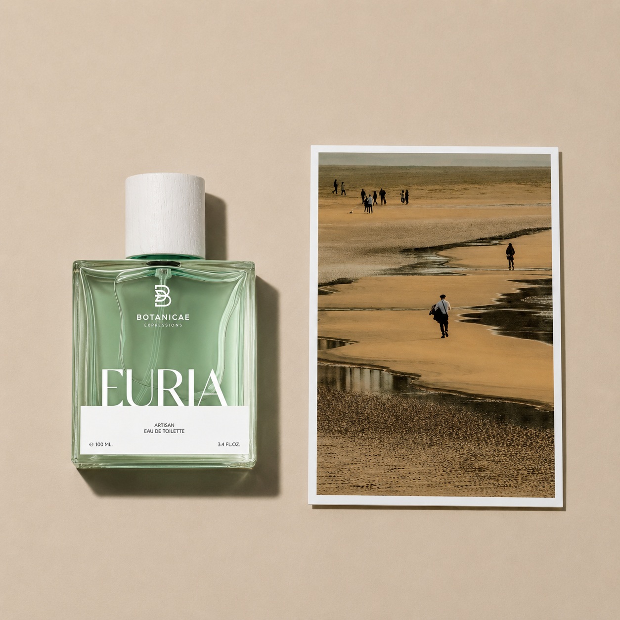Euria de Botanicae, eau de toilette intense 100 ml, mise en scène évoquant la cerise et le caramel.