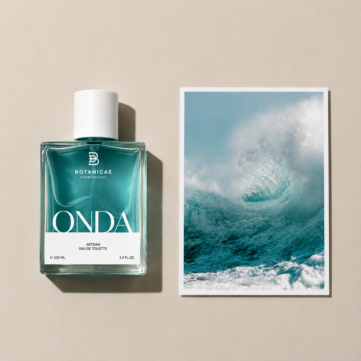 Onda de Botanicae, eau de toilette intense 100 ml, mise en scène évoquant la lavande et la vague.