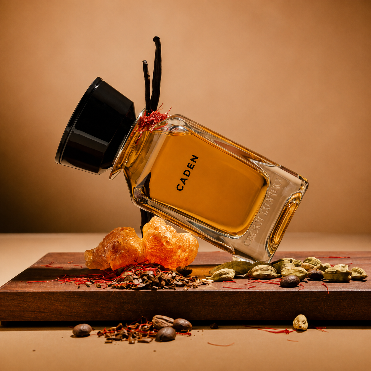 Caden Oman Luxury – parfum de niche ambré vanillé, notes de cardamome, vanille et résines naturelles