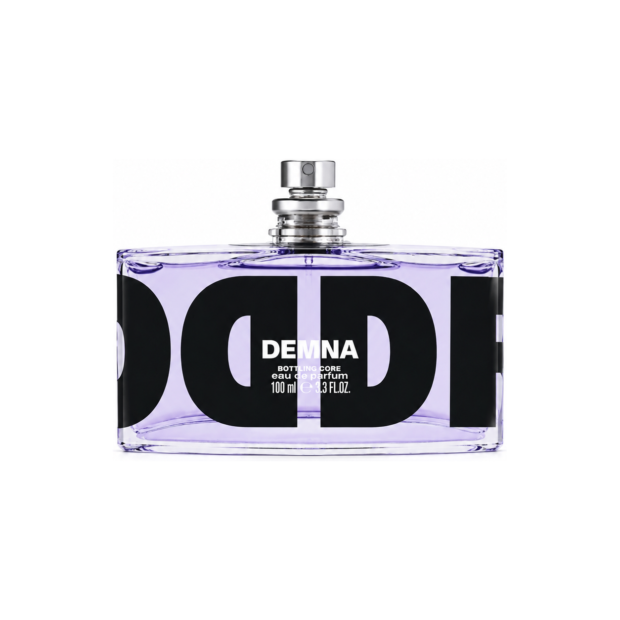 Demna de Double Dragon, eau de parfum 100 ml, flacon de face sur fond blanc.