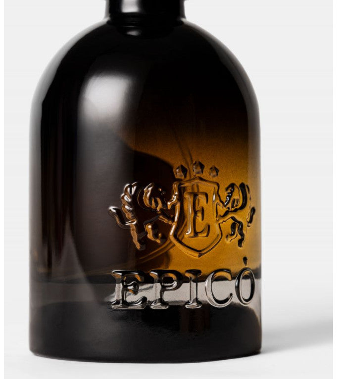 Don't Call Me Oud d'Epicò, eau de parfum boisée gourmande de 100 ml.