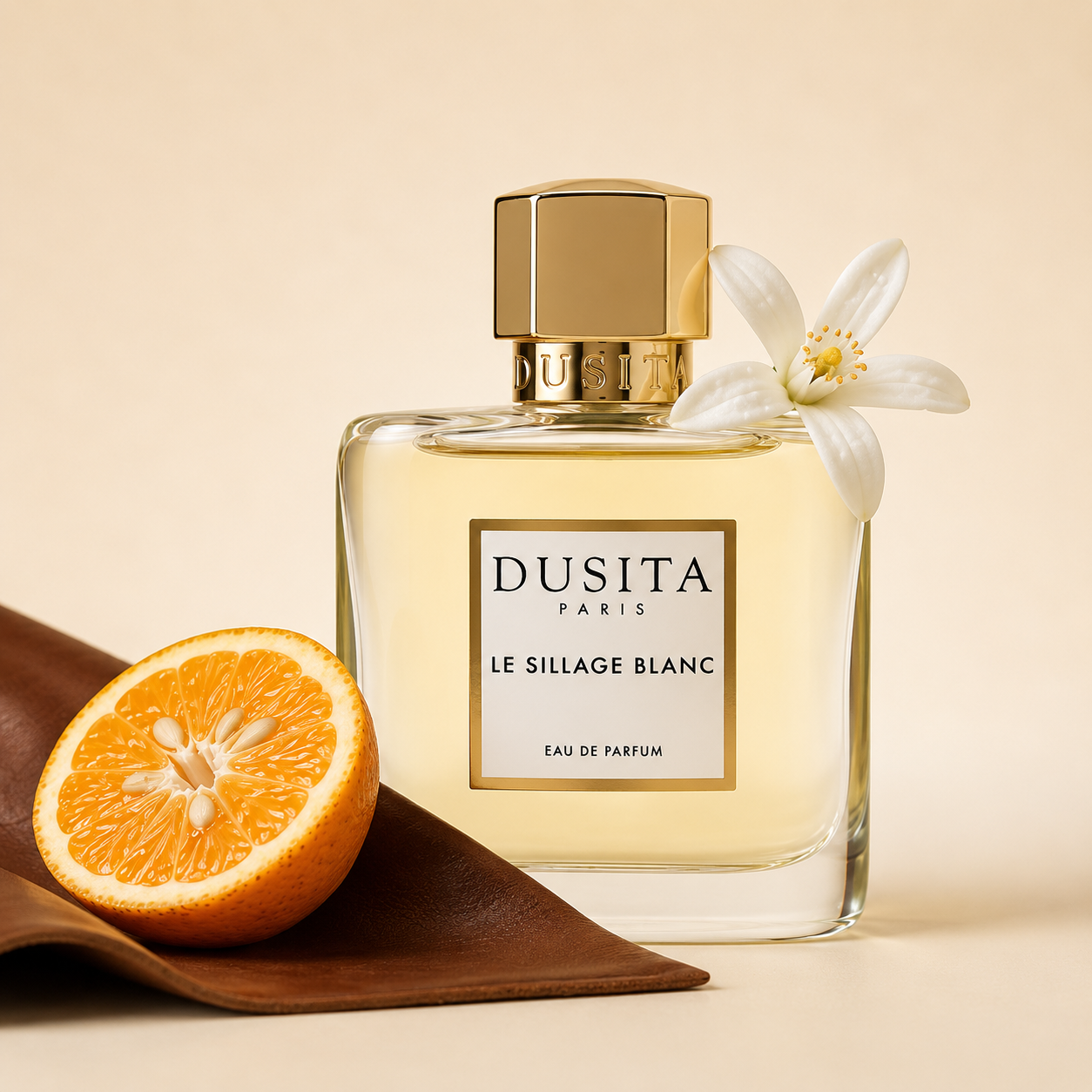 Dusita Paris Le Sillage Blanc entouré d'orange, fleur d'oranger et cuir