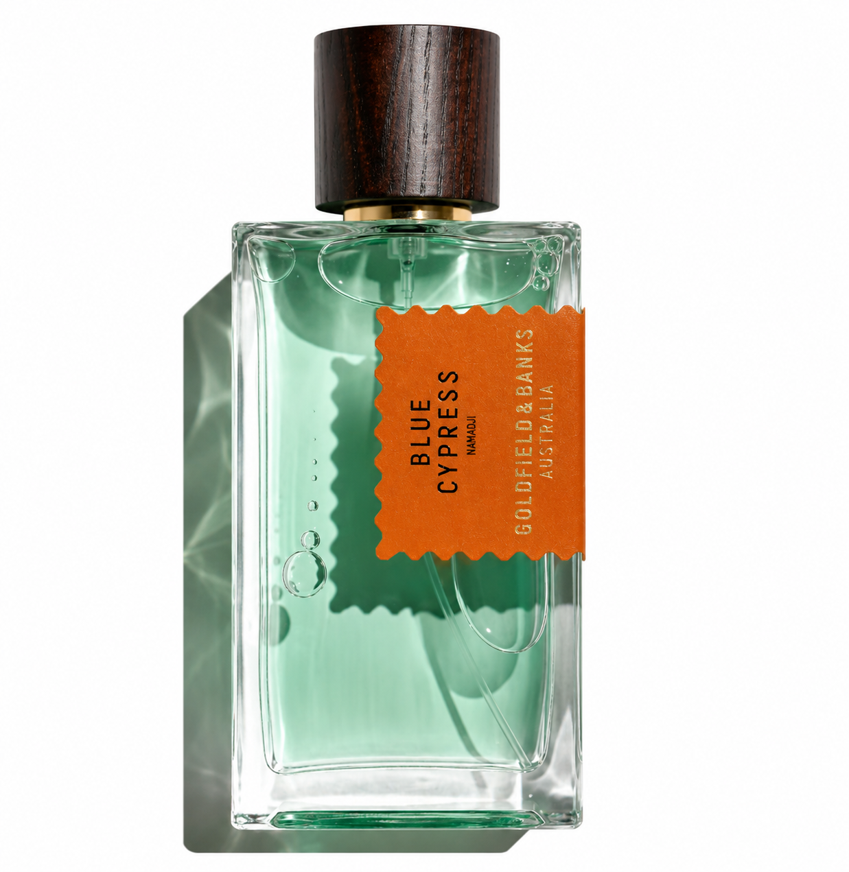 Parfum Blue Cypress Goldfield & Banks Australia sur fond blanc
