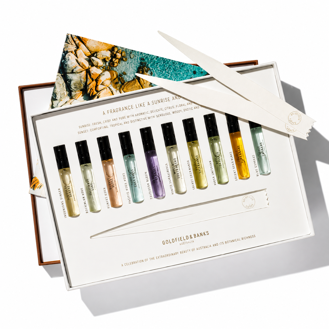 Coffret découverte Goldfield & Banks Australia avec 10 échantillons de parfums en mise en scène