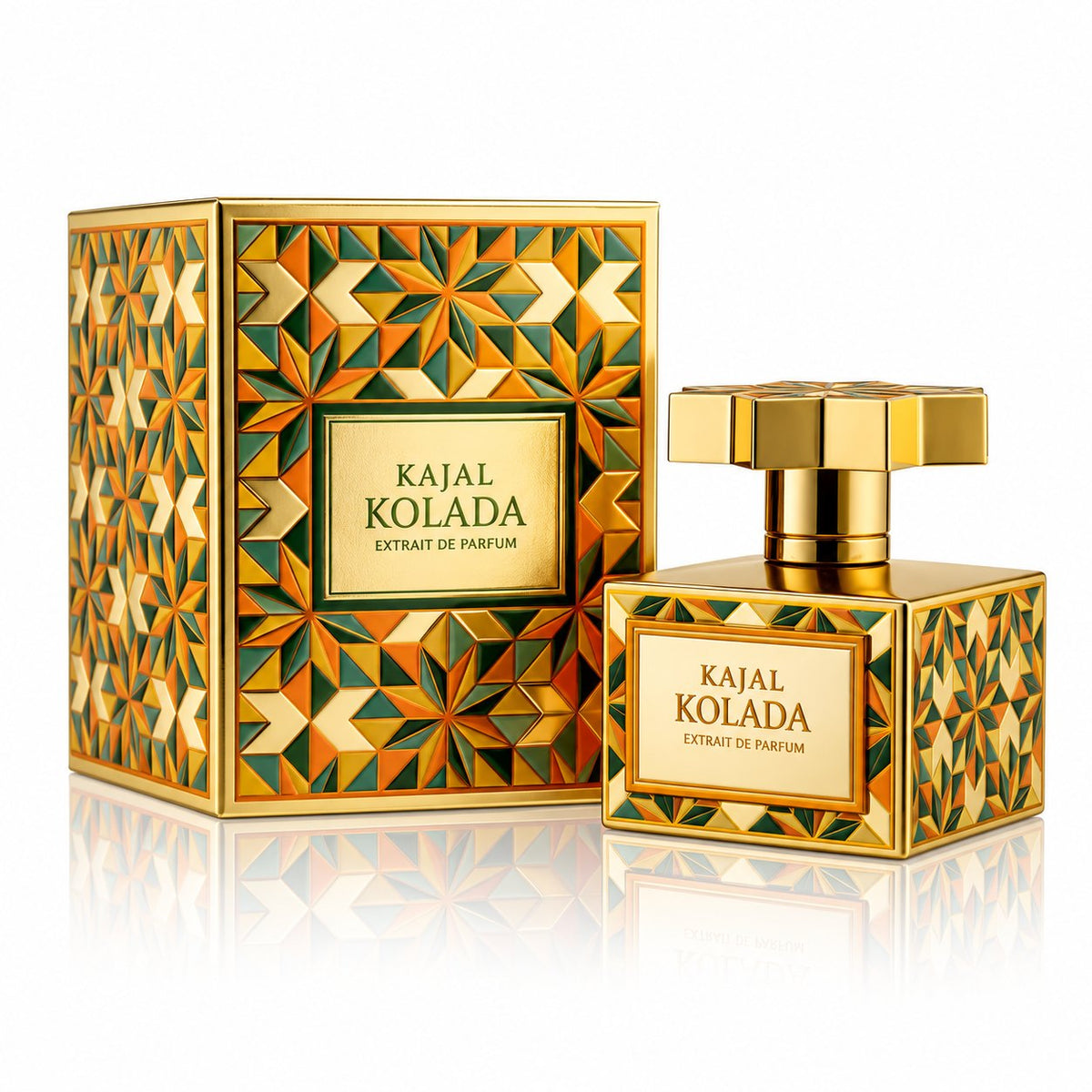 Kolada de Kajal, extrait de parfum 100 ml, flacon et son coffret à mosaïque dorée sur fond blanc.