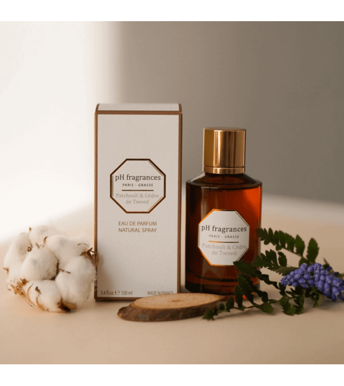 PATCHOULI & CEDRE DE TWEED