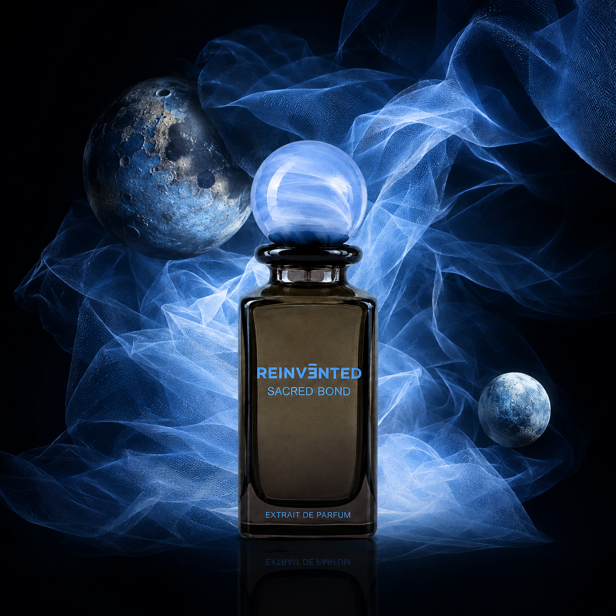 Reinvented Sacred Bond Extrait de Parfum dans un univers céleste