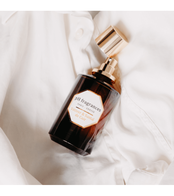 Vétiver & Santal de Cuir – Eau de Parfum Boisée Lactée